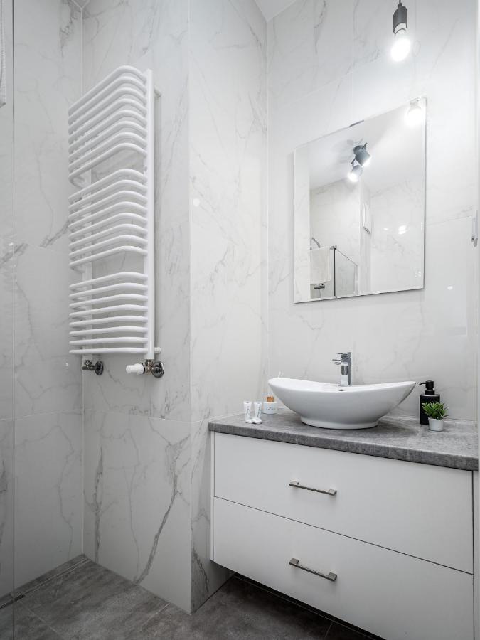 Apartament Ks Warszawa Business Prymasa Apartment Ngoại thất bức ảnh